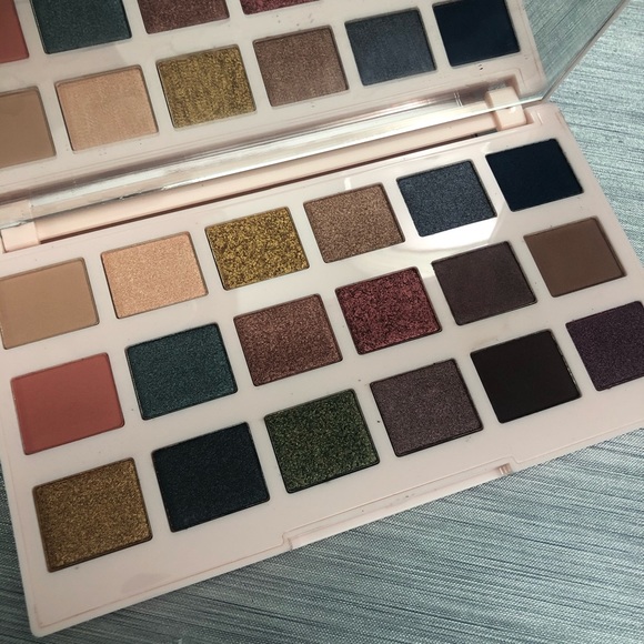 Ciate editor eye palette New England - Picture 3 of 9